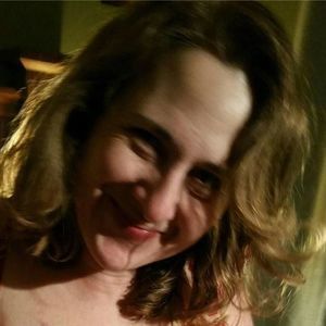 Meet your Posher, Ariela